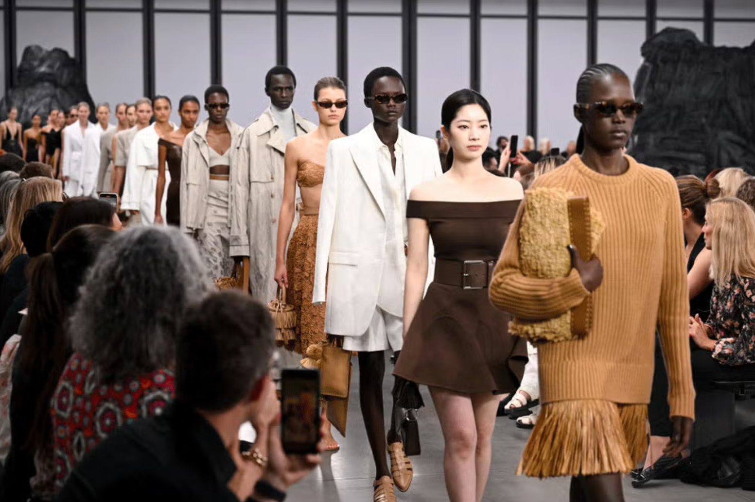 Deeds Magazine - Jet‑Set 2.0: Michael Kors Opens NYFW